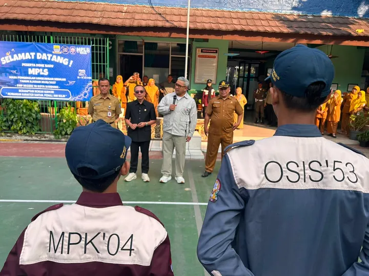 Farhan Ancam Tindak Tegas Sekolah yang Lakukan Perpeloncoan Selama MPLS